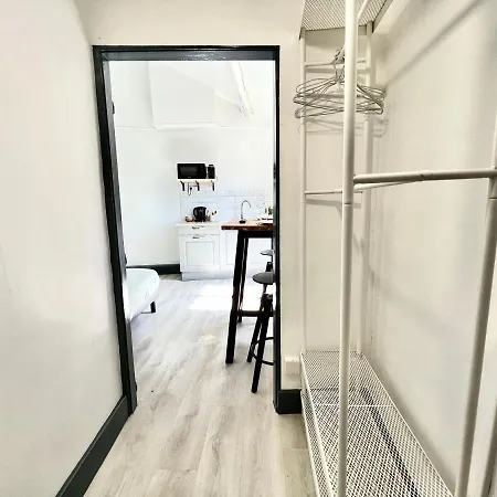 Le Mirabelle, Studio En Plein Centre Historique Apartment Poitiers